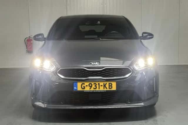 Kia Proceed (2019) thumbnail 23