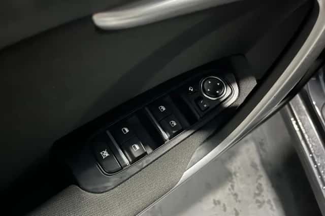 Kia Ceed Sportswagon (2025) thumbnail 2