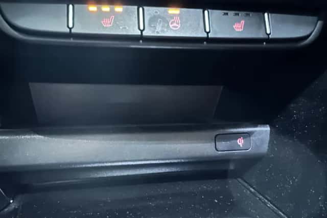Kia Proceed (2023) thumbnail 23