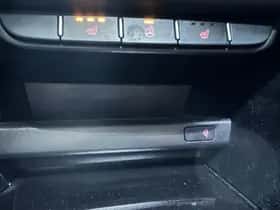 Kia Proceed (2023) thumbnail 23