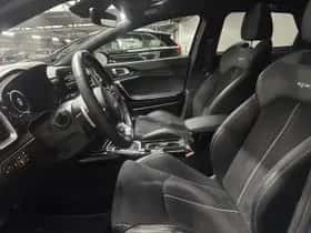 Kia Proceed (2023) thumbnail 4
