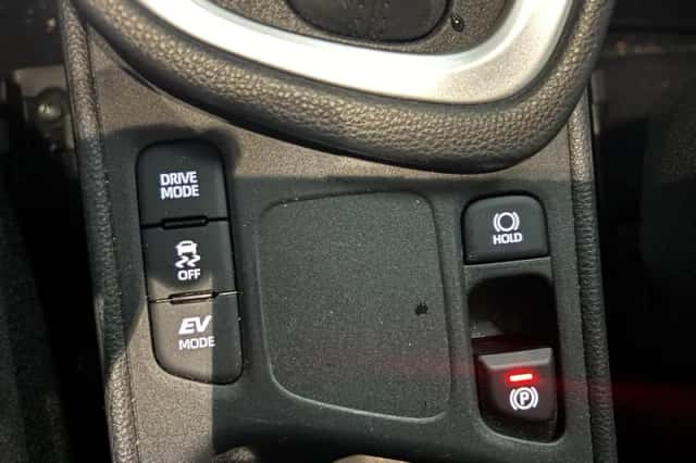 Toyota Yaris (2024) thumbnail 18