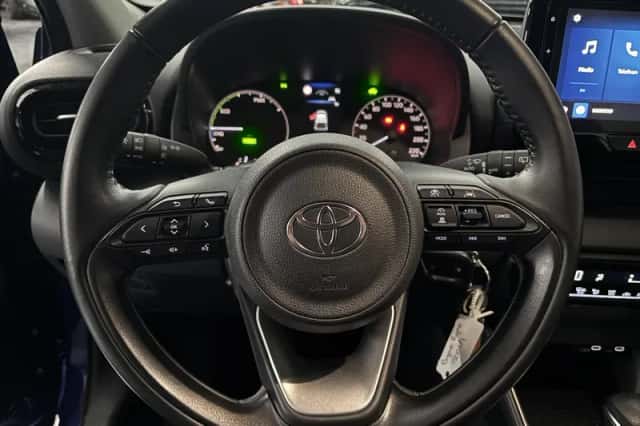 Toyota Yaris (2024) thumbnail 6