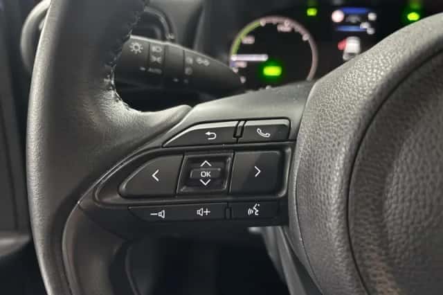 Toyota Yaris (2024) thumbnail 8