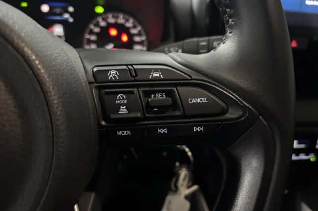 Toyota Yaris (2024) thumbnail 9