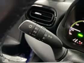 Toyota Yaris (2024) thumbnail 10
