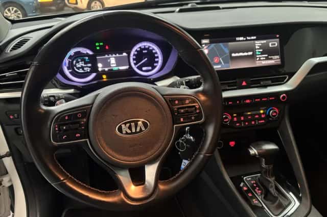 Kia Niro (2019) thumbnail 4