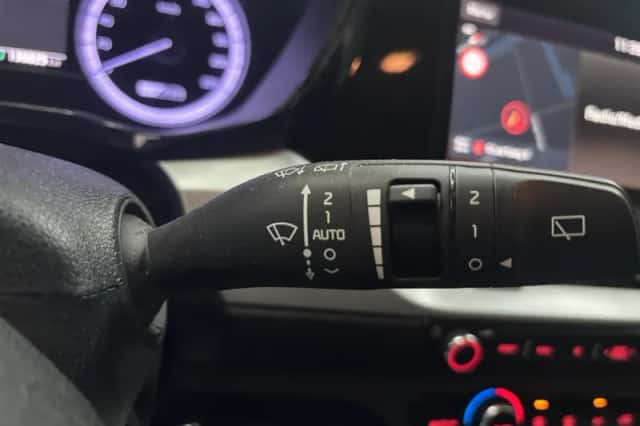Kia Niro (2019) thumbnail 7