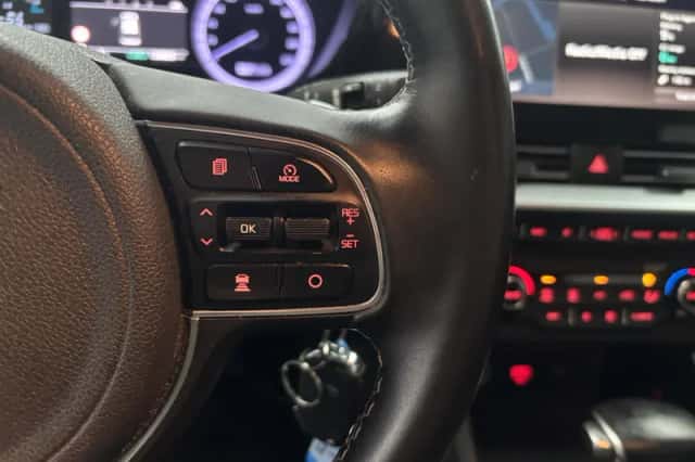 Kia Niro (2019) thumbnail 10