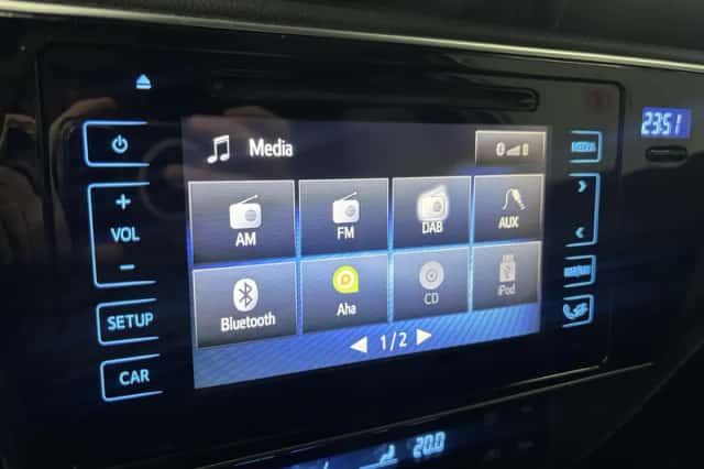 Toyota Auris (2018) thumbnail 13
