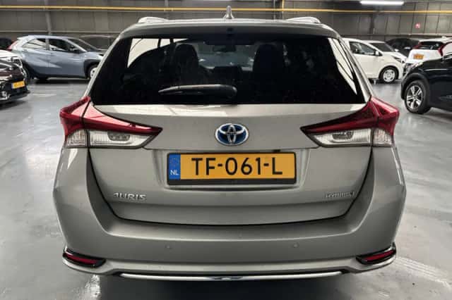 Toyota Auris (2018) thumbnail 18