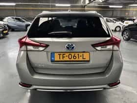 Toyota Auris (2018) thumbnail 18