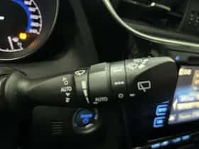 Toyota Auris (2018) thumbnail 7