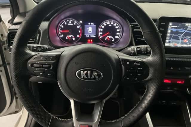 Kia Rio (2019) thumbnail 6