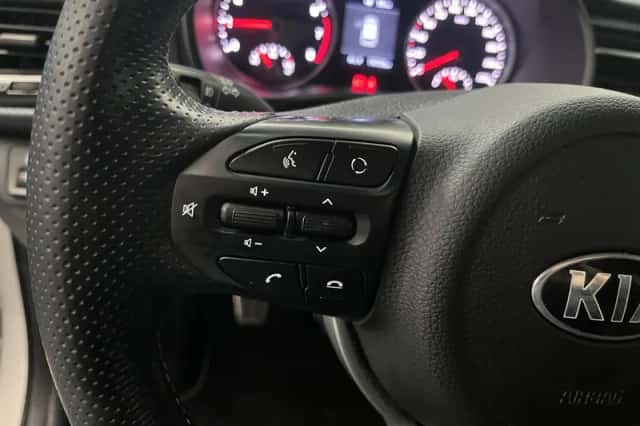 Kia Rio (2019) thumbnail 7
