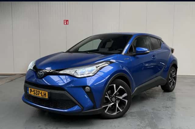Toyota C-HR (2021) thumbnail 1