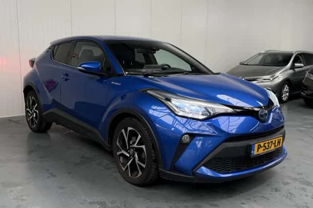 Toyota C-HR (2021) thumbnail 23