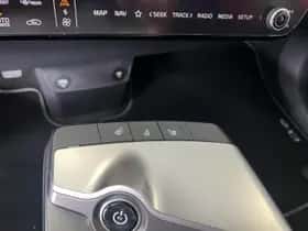 Kia EV6 (2023) thumbnail 11