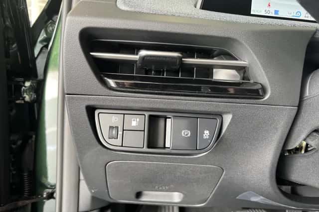 Kia EV6 (2023) thumbnail 6