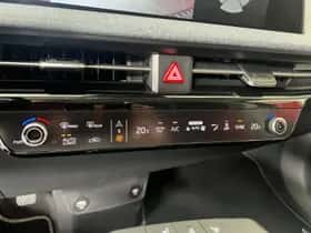 Kia EV6 (2023) thumbnail 10