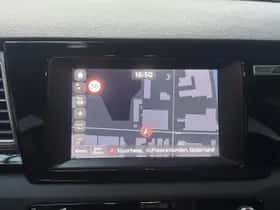 Kia Niro (2018) thumbnail 12