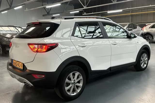 Kia Stonic (2025) thumbnail 23