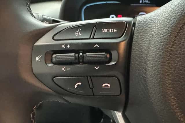 Kia Stonic (2025) thumbnail 8