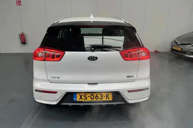 Kia Niro (2019) thumbnail 24