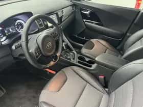 Kia Niro (2019) thumbnail 6