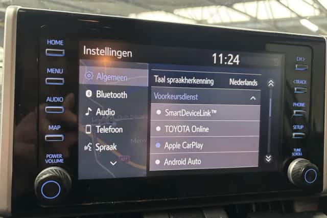 Toyota RAV4 (2020) thumbnail 17