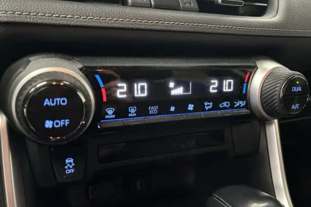 Toyota RAV4 (2020) thumbnail 19