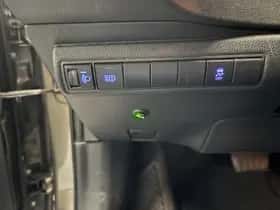 Toyota Corolla (2020) thumbnail 20