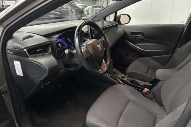 Toyota Corolla (2020) thumbnail 3