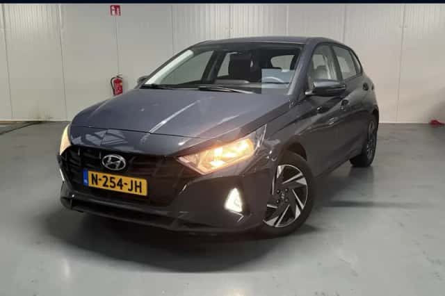 Hyundai i20 (2021) thumbnail 1
