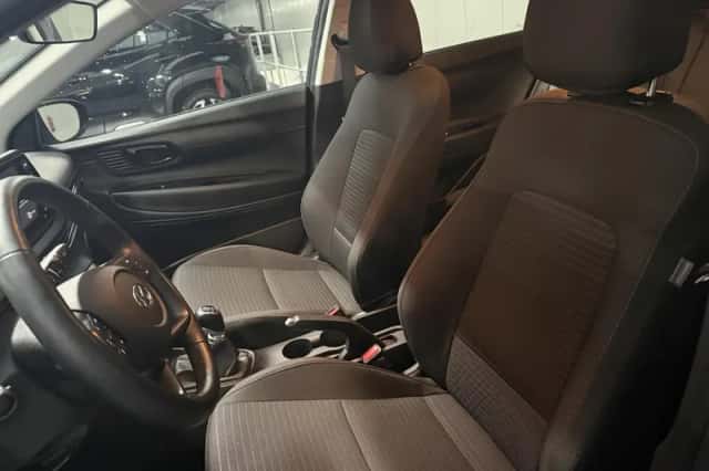 Hyundai i20 (2021) thumbnail 2