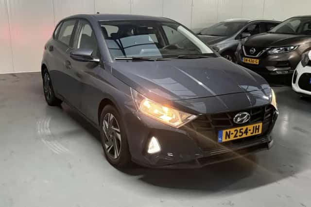 Hyundai i20 (2021) thumbnail 18