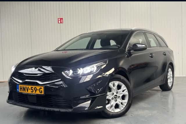 Kia Ceed Sportswagon (2025) thumbnail 1