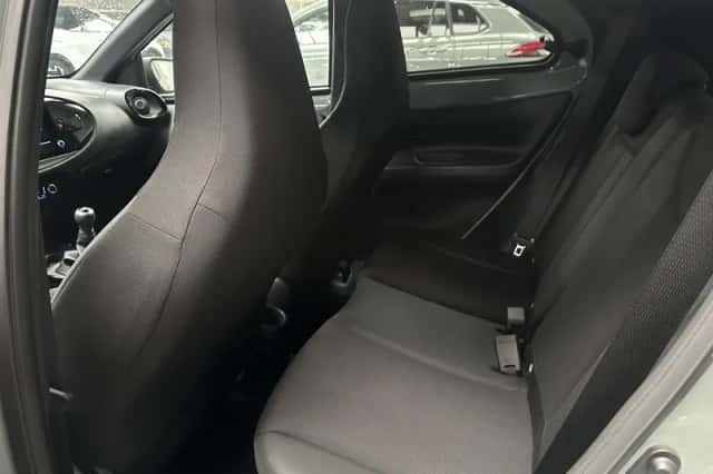 Toyota Aygo (2024) thumbnail 17