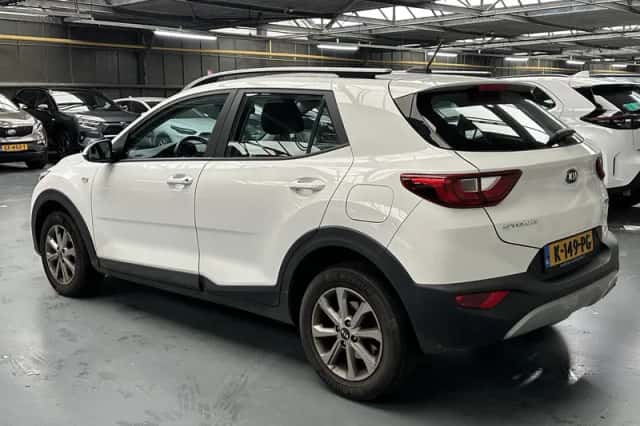 Kia Stonic (2021) thumbnail 19