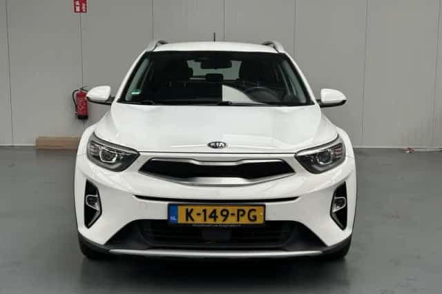 Kia Stonic (2021) thumbnail 21