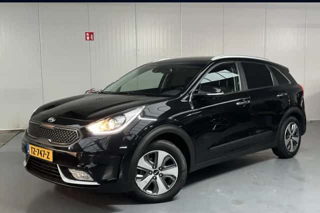 Kia Niro (2018) thumbnail 1