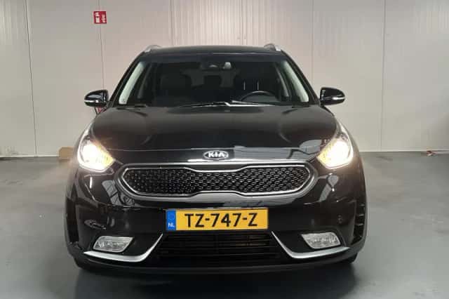 Kia Niro (2018) thumbnail 23