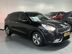 Kia Niro (2018) thumbnail 24
