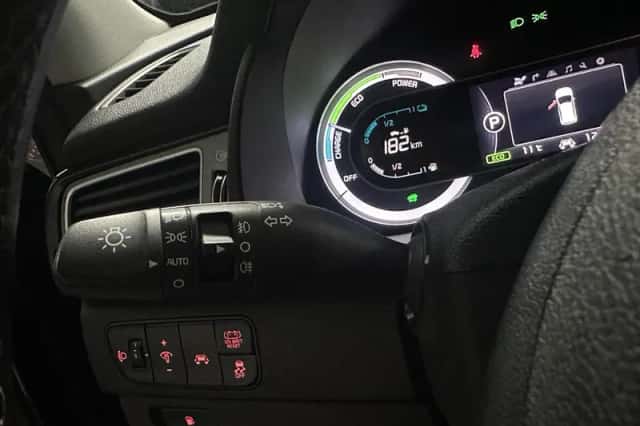 Kia Niro (2018) thumbnail 6