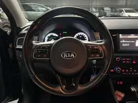 Kia Niro (2018) thumbnail 10