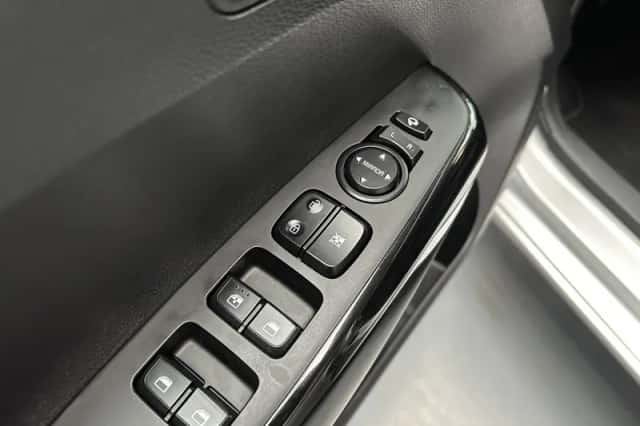 Kia Picanto (2025) thumbnail 3