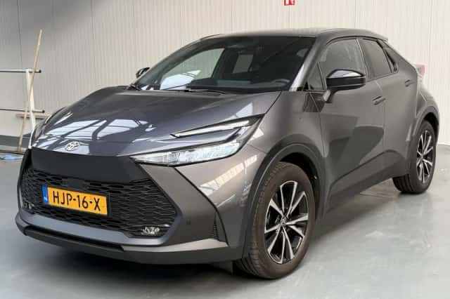 Toyota C-HR (2025) thumbnail 24