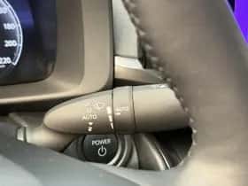 Toyota C-HR (2025) thumbnail 10