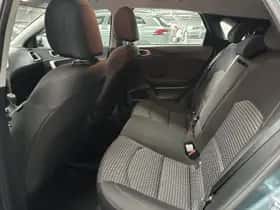 Kia Ceed (2025) thumbnail 15