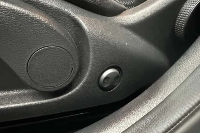 Kia Ceed (2025) thumbnail 3